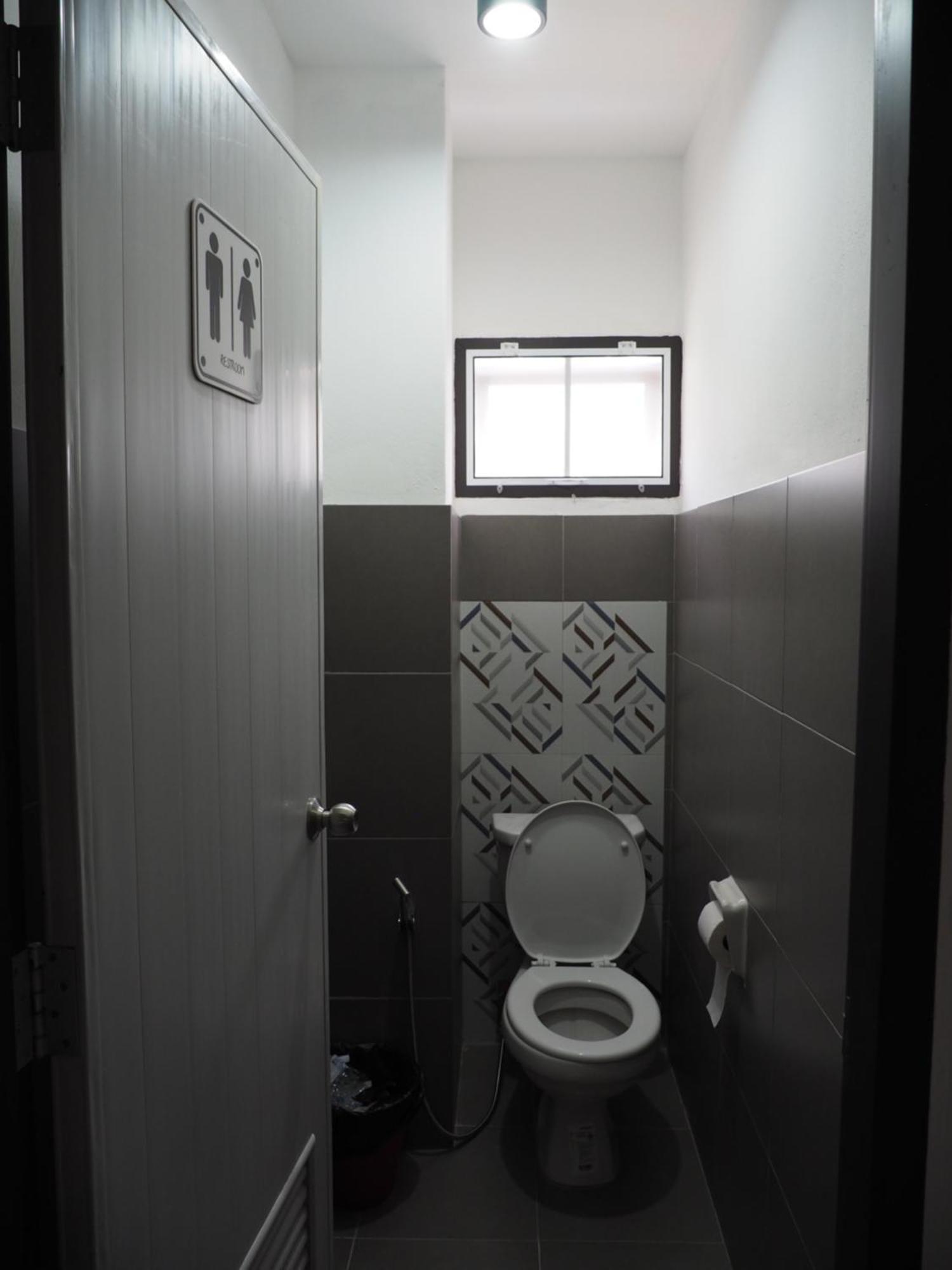 Prachan Hostel Тонгсала Екстер'єр фото